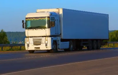 Antalya ile Yeşilova Arası Öğrenci Eşyası Taşıma